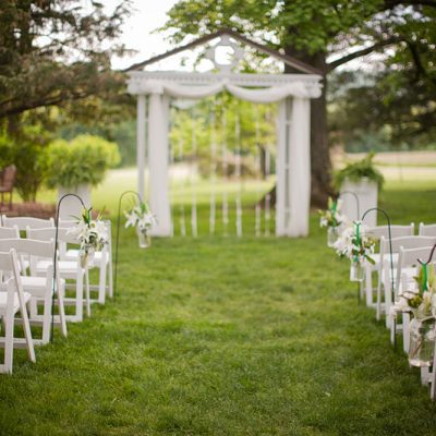 outdoor wedding ceremony